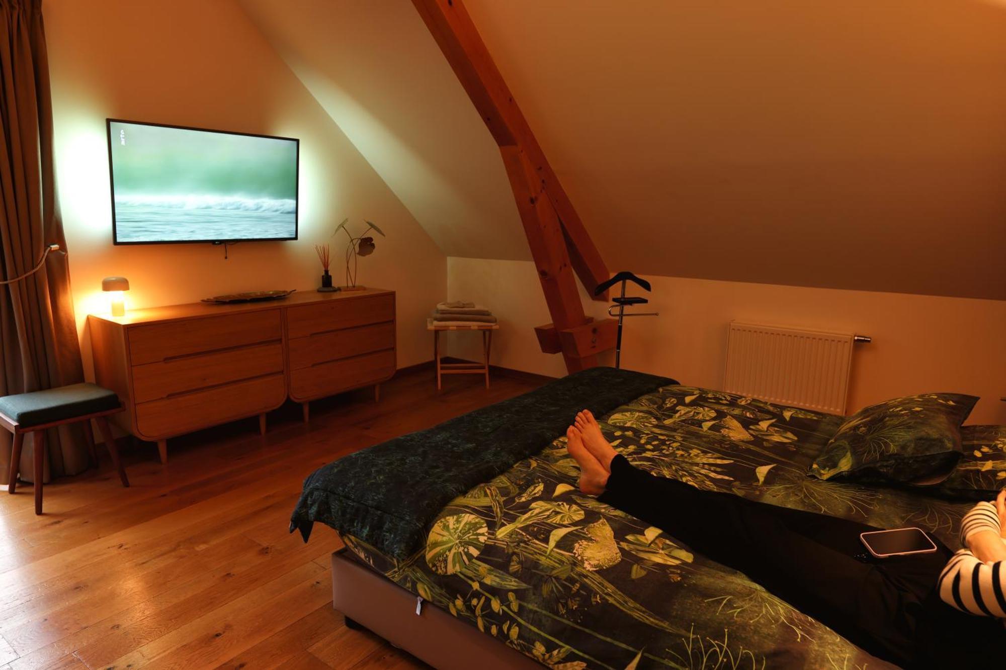 Maison D'Hotes & Spa La Scierie Сален-ле-Бен Экстерьер фото