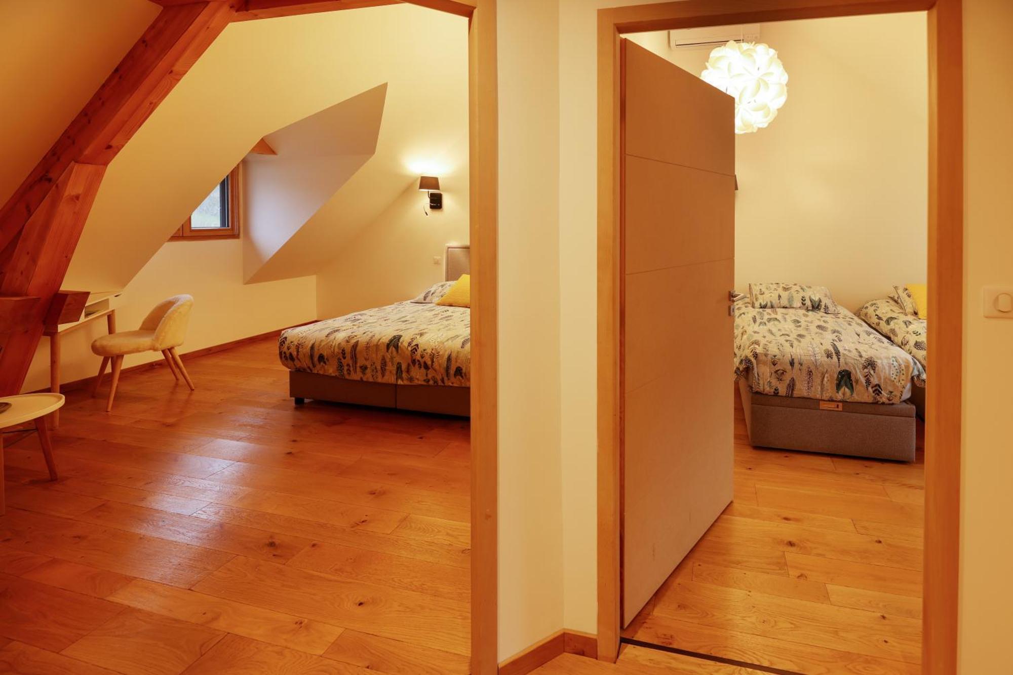 Maison D'Hotes & Spa La Scierie Сален-ле-Бен Экстерьер фото